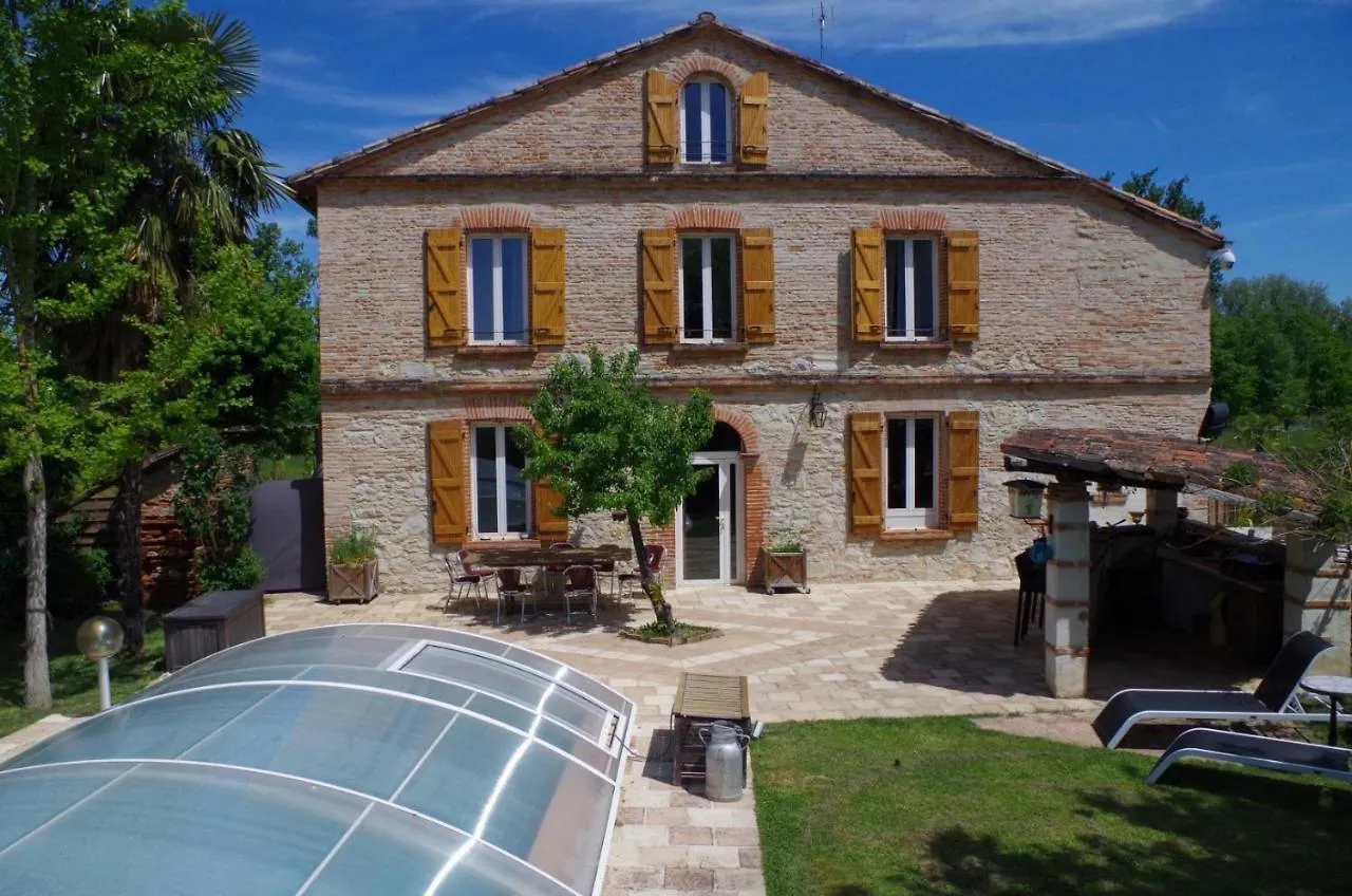 Holiday home La Ferme Aux Portes De Montauban - Avec Piscine Albias