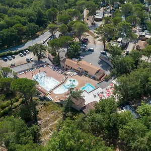 https://camping-lou-cantaire.fr-provencehotel.com